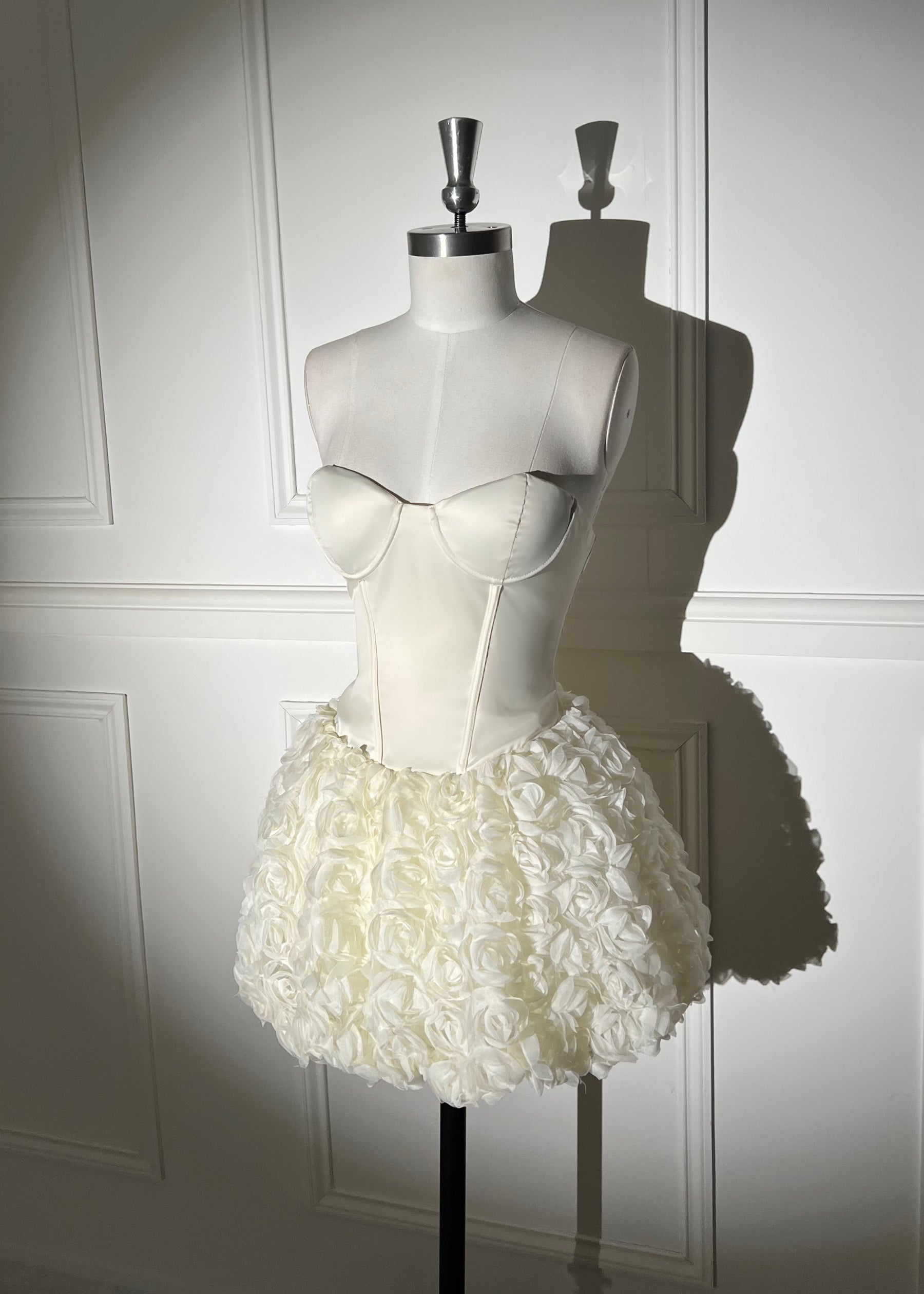Pure Elegance 3D Flower Structured Mini Dress - Ivory